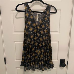 Free People Flowy Tunic EUC